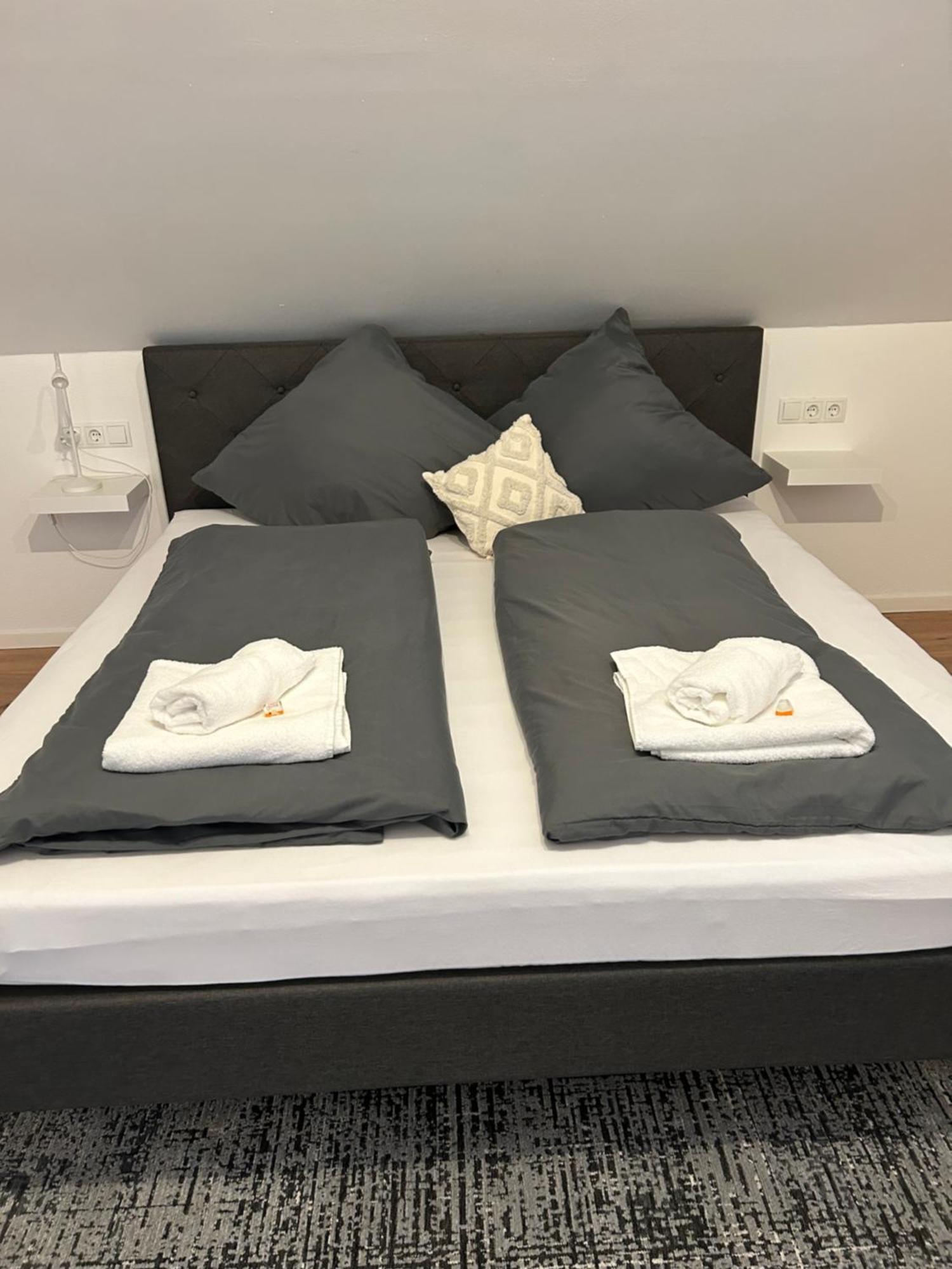 Allgaeu Zimmer Leandi Memmingen Dış mekan fotoğraf